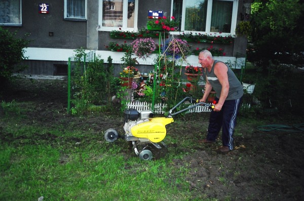 <strong>Miła 22</strong>, 2003