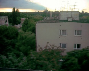 Widok z dachu budynku przy ul.