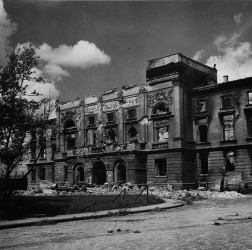 Ruina Pałacu Mostowskich