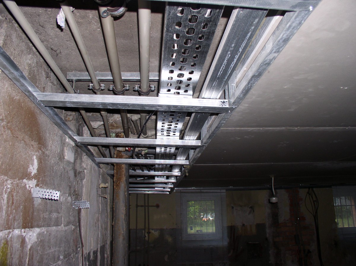 W piwnicy przy Miłej 22 trwa 