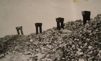 Ruiny warszawskiego getta.