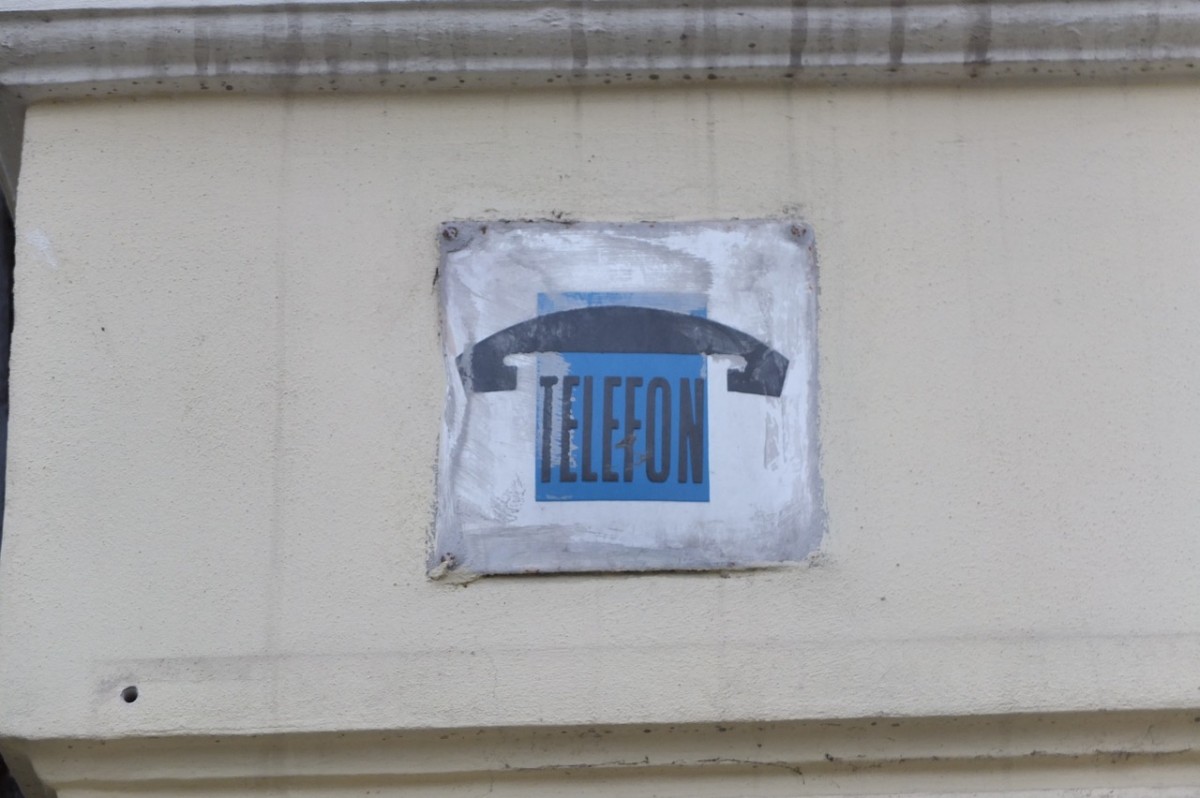 Stara tabliczka - telefon